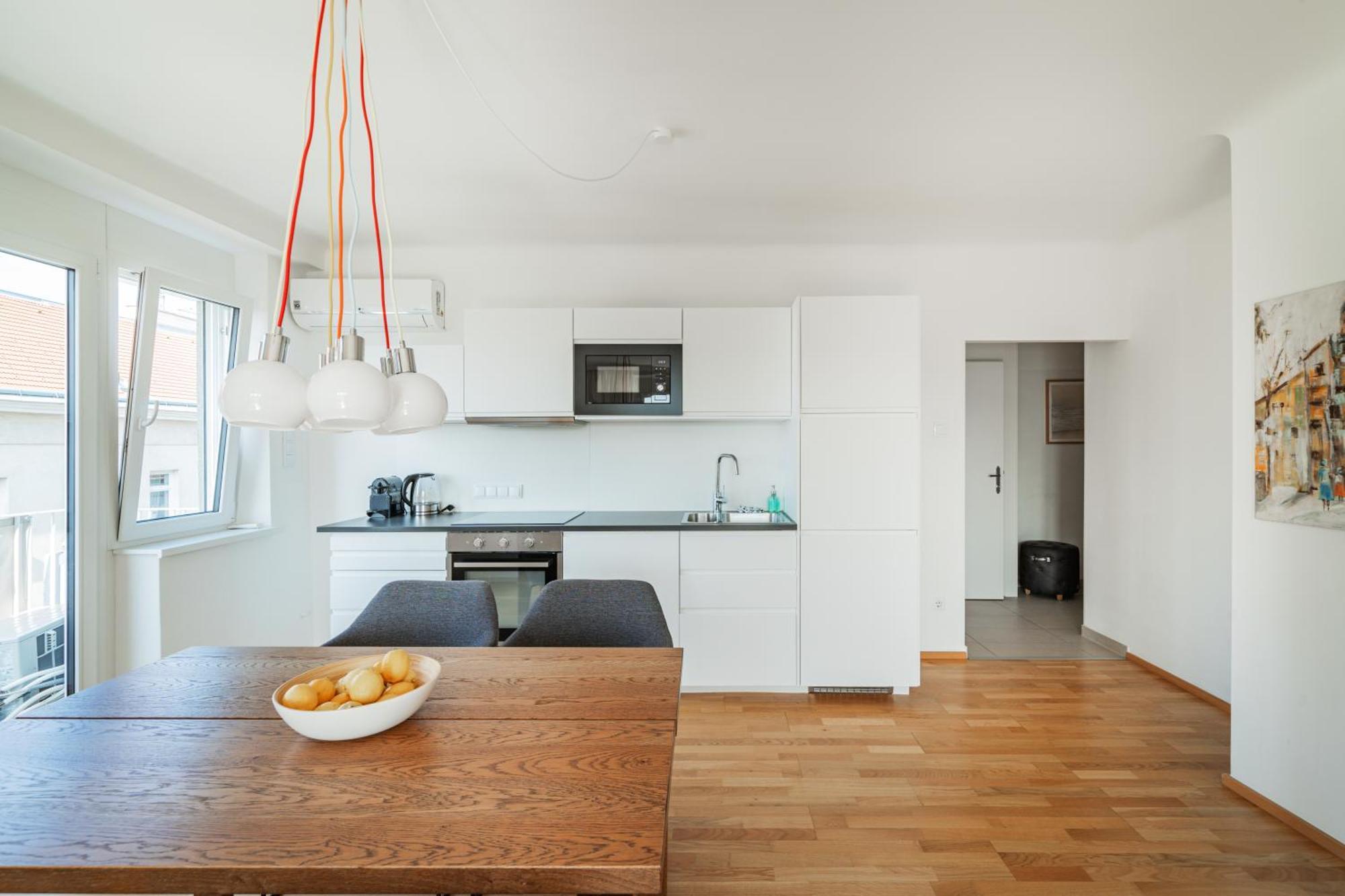 Central 60M2 Suite 10 Min Walk From Main Station Vienna Luaran gambar